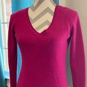 Ann Taylor cashmere sweater so so soft